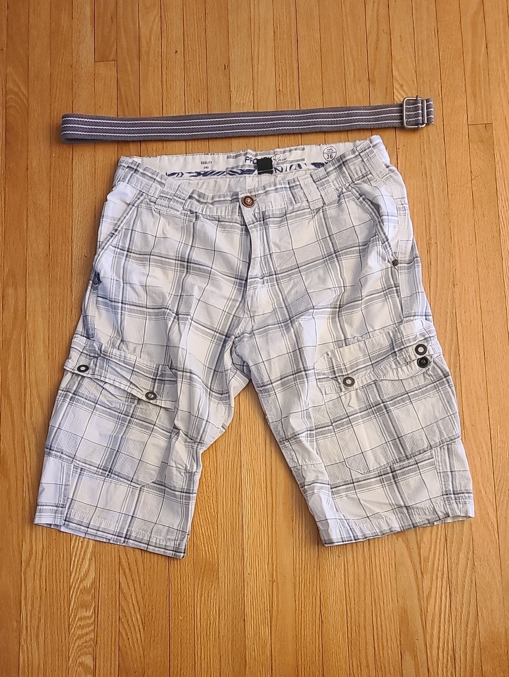 2 for $50 - Projek Raw - Men's size 36 - White & Gray Cotton Cargo Shorts